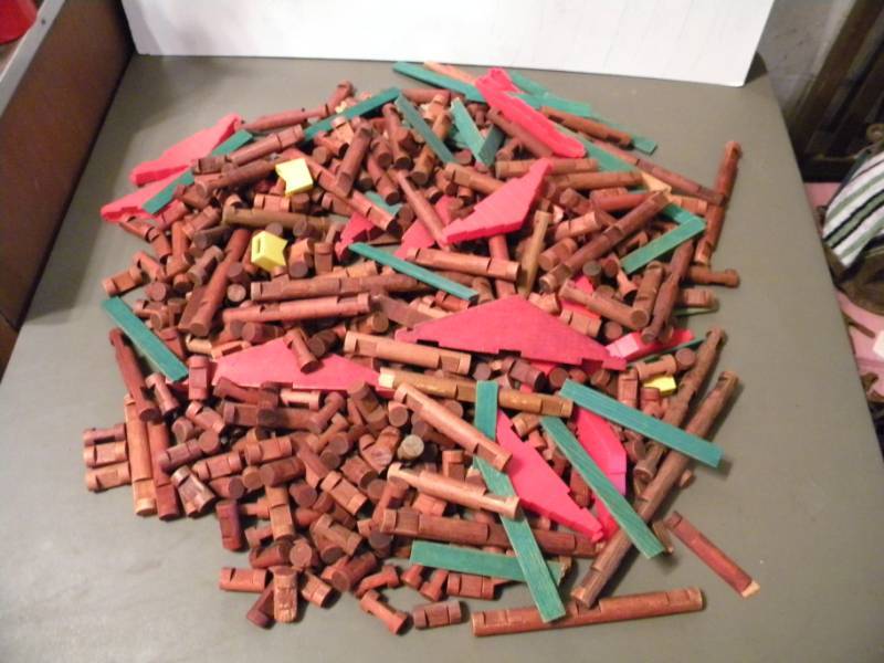 Lincoln Logs