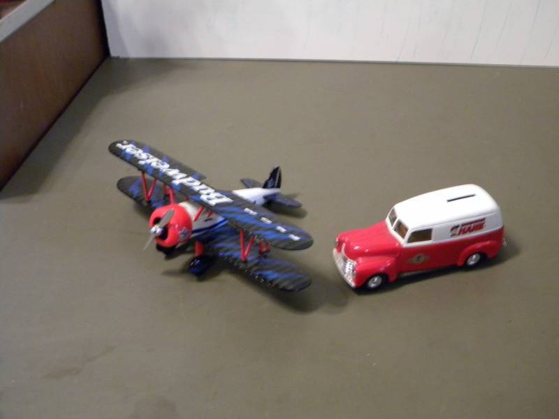 Bud Bi-plane & Ertl Hardware Hank Banks