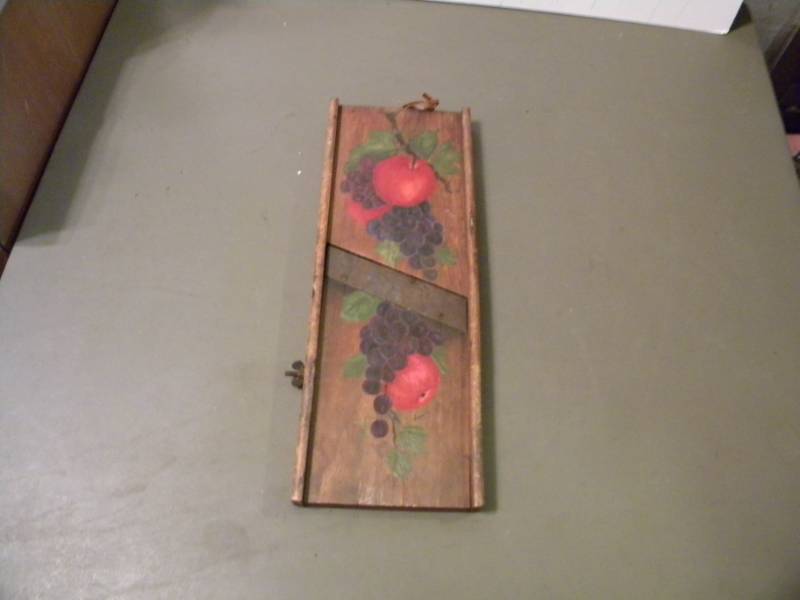 Decorative Kraut Cutter