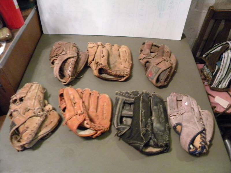 7 Baseball Gloves