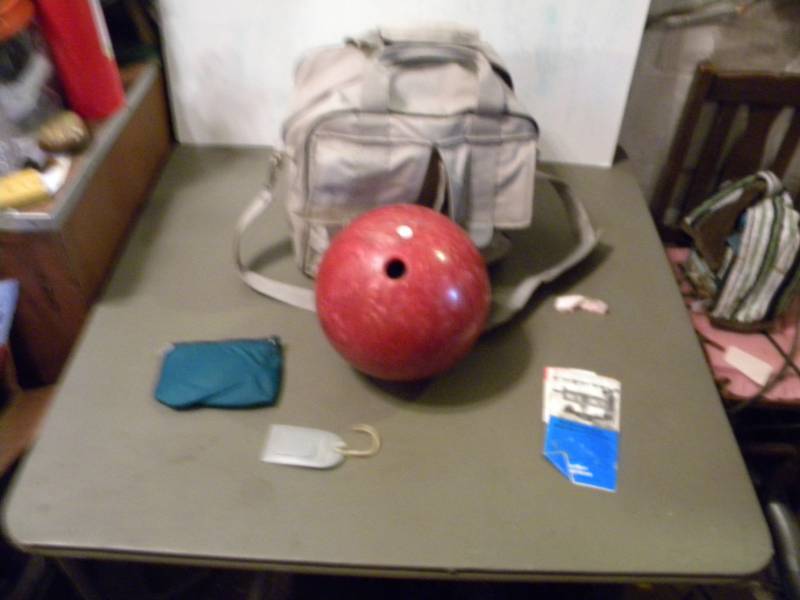Womans AMF Bowling Ball & Bag