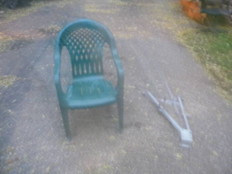 SUV Spare Tire Holder & Green Chair
