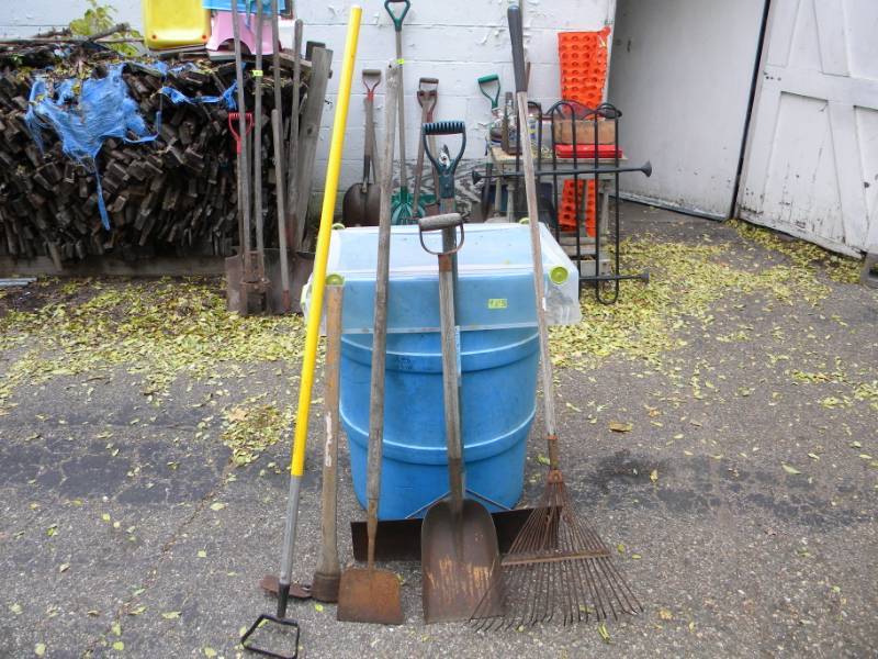 Long Handled Tools