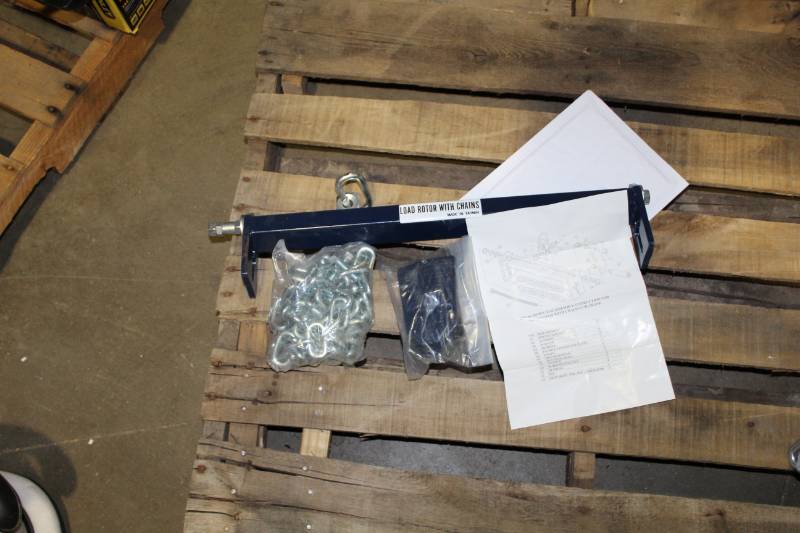 lot 13 image: Load Leveler w Chain