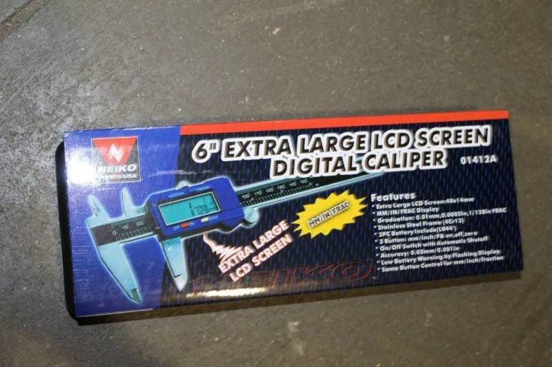 lot 56 image: Neiko 6in. LCD Digital Caliper