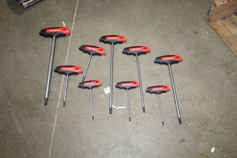lot 53 image: Tamper Torque T-Wrenches