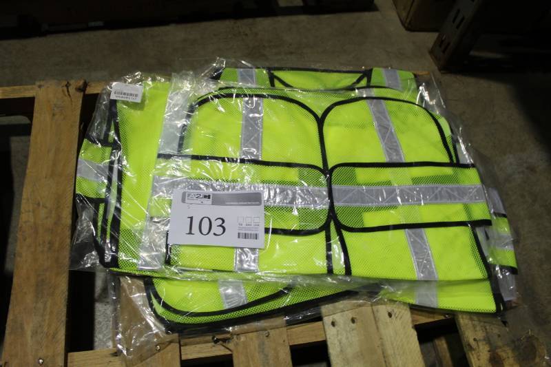 lot 103 image: Lot of (5) Condor Safety Vests