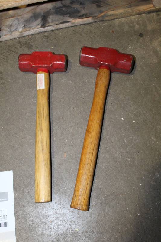 lot 101 image: Lot of (2) Hammers - 4lb., 3lb.