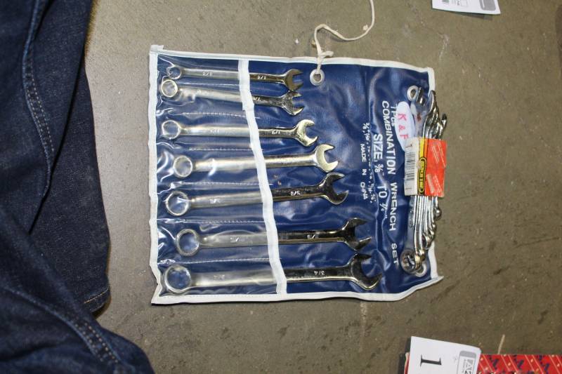 lot 120 image: Lot of (2) Wrench Sets - K&F 7-Piece SAE Combination Wrench Set, Bench Top 7-Piece Metric Combination Wrench Set