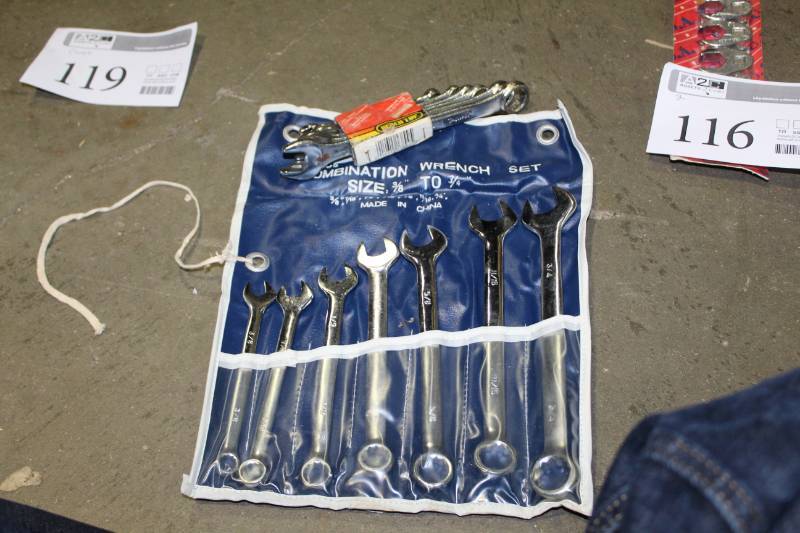 lot 123 image: Lot of (2) Wrench Sets - K&F 7-Piece SAE Combination Wrench Set, Bench Top 7-Piece Metric Combination Wrench Set