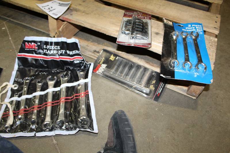 lot 133 image: Lot of (4) Hand Tools - MIT 6-Piece Flare Nut Wrench, Gasco Nova 6-Piece 38in. Drive Metric Deep Socket Set, Shop Tek 15-Piece Star Socket Bit, 3-Piece Flare Nut Wrench