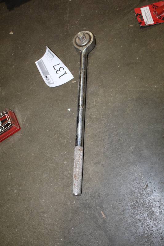 lot 137 image: Ratchet