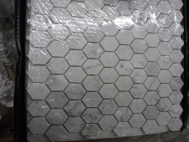case of 10 decorative tiles, each c...
