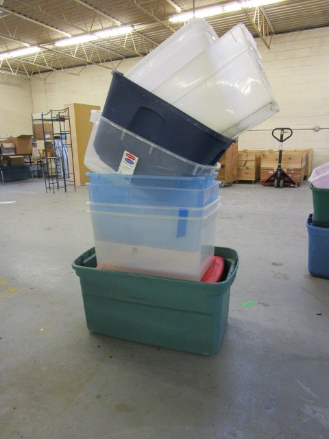 lot 338 image: 10 ASSORTED RUBBER STORAGE CONTAINERS