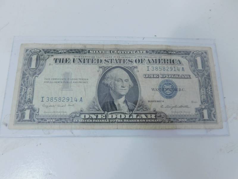 lot 13 image: 2----$1.00 Silver Certificates