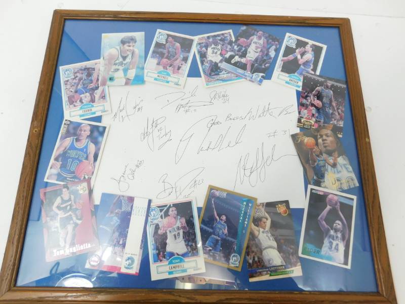 lot 105 image: Timberwolves Framed Basketball card lot with facsimile autographs 1990-1994