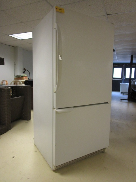 AMANA REFRIGERATORFREEZER