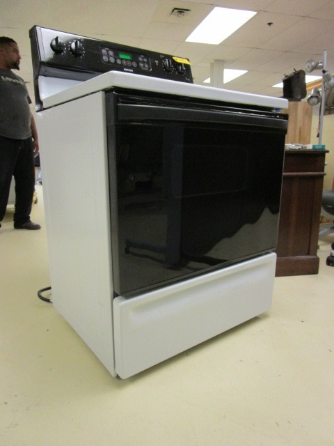 HOTPOINT ELECTRIC STOVE