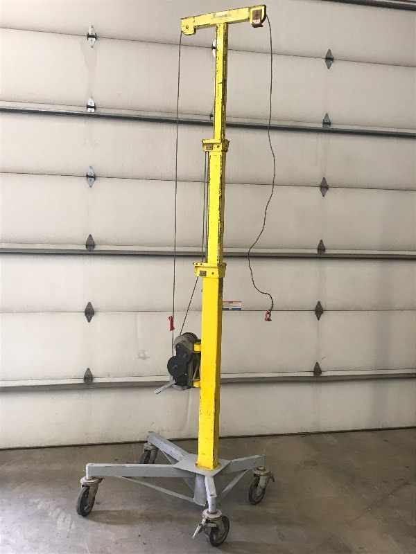 lot 2 image: Sumner Roust-A-Bout Commercial Lift