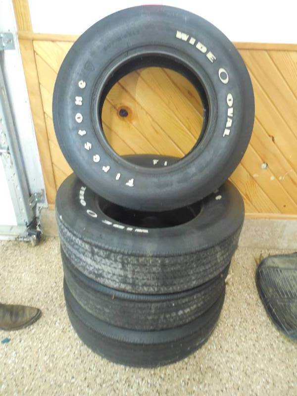 lot 15 image: (4) FIRESTONE WIDE OVALS TIRES - F70-15
