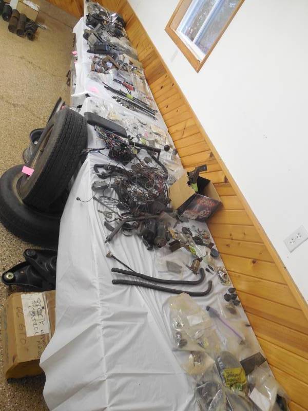 lot 26 image: GTO PARTS COLLECTION - WHIPERS, ARM RESTS LIGHTS, HANDLES & MORE
