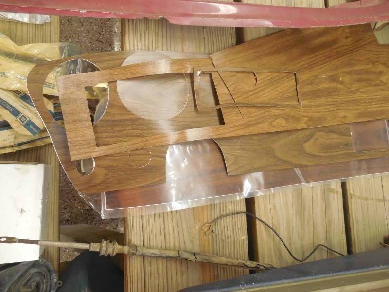lot 62 image: WOOD GRAIN CONSOLE DASH TRIM