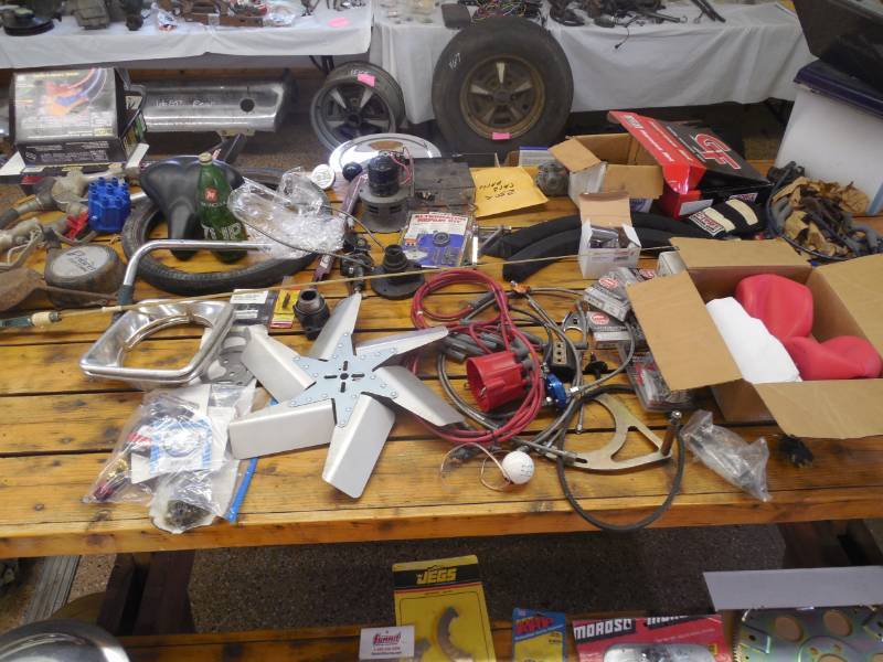 lot 85 image: HUGE PARTS LOT