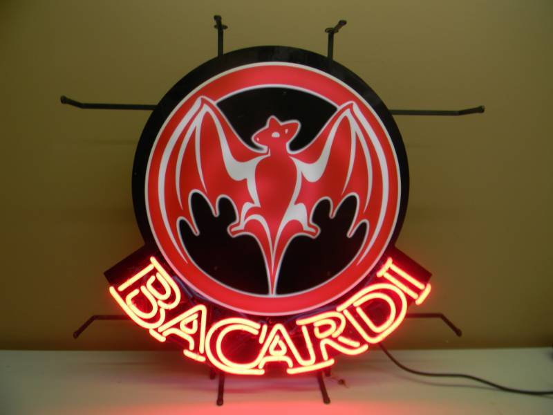 lot 2 image: BACARDI BAT NEON LIGHT - WORKS LIKE NEW CONDITION - APPROX 27 BY 26 - SEE PICTURES