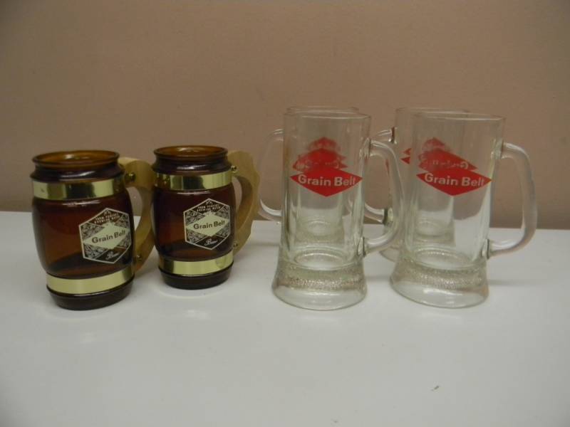 lot 22 image: 6 VINTAGE GRAIN BELT BEER MUGS 4 TALL - 2 Vintage Grain Belt Beer Siesta Glass Mug Advertising - SEE PICTURES