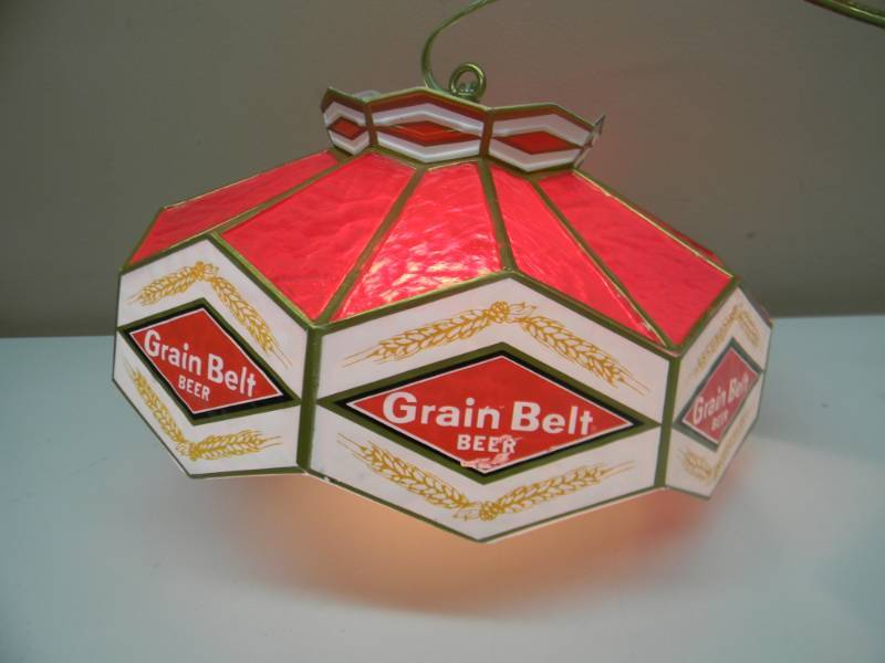 lot 28 image: NOS - VINTAGE SMALL - APPROX 11 - GRAIN BELT BEER HANGING BAR LIGHT - WORKS NEVER USED - SEE PICTURES