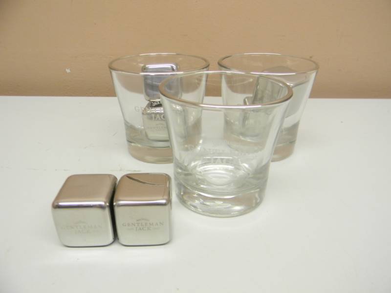 lot 39 image: 3 NOS GENTLEMAN JACK LOW BALL WHISKEY GLASSES WITH SIX GENTLEMAN JACK STAINLESS STEEL ICE CUBESWHISKEY STONES - NICE - SEE PICTURES