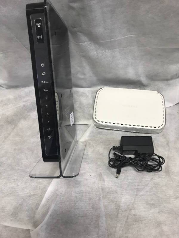 Netgear Dual Band Gigabit Router & Switch