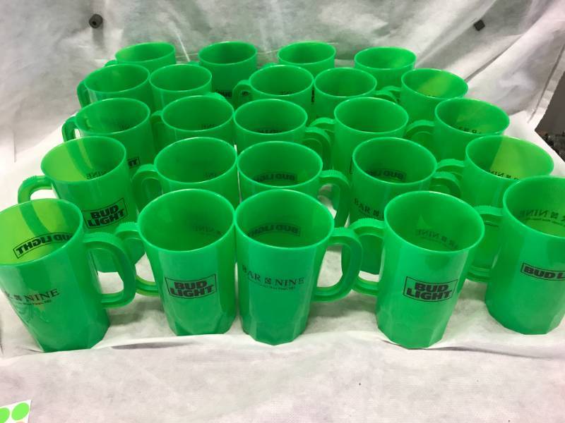 Lot of 24 Bud Light 32oz Mugs