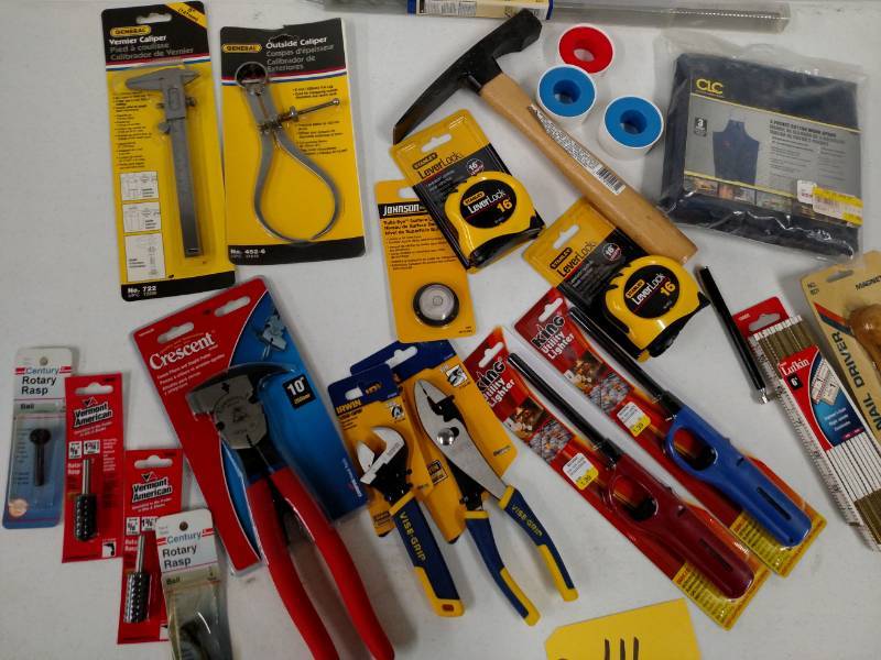 lot 111 image: Asstd Tools...