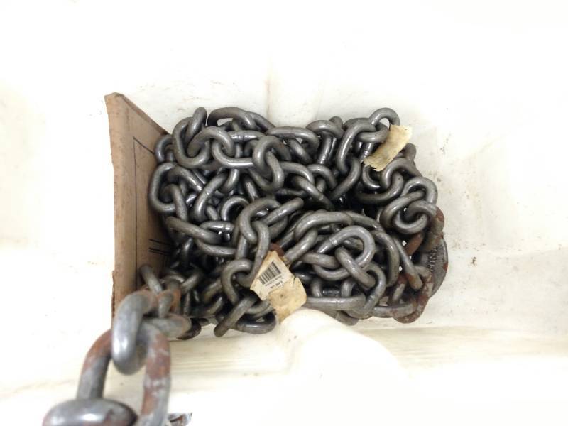 lot 237 image: Log Chain, 38 x 20 Grade 43...