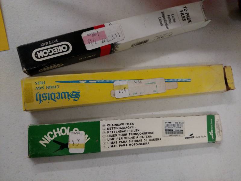 lot 337 image: Husqvarna Hardhat & Chain Files...
