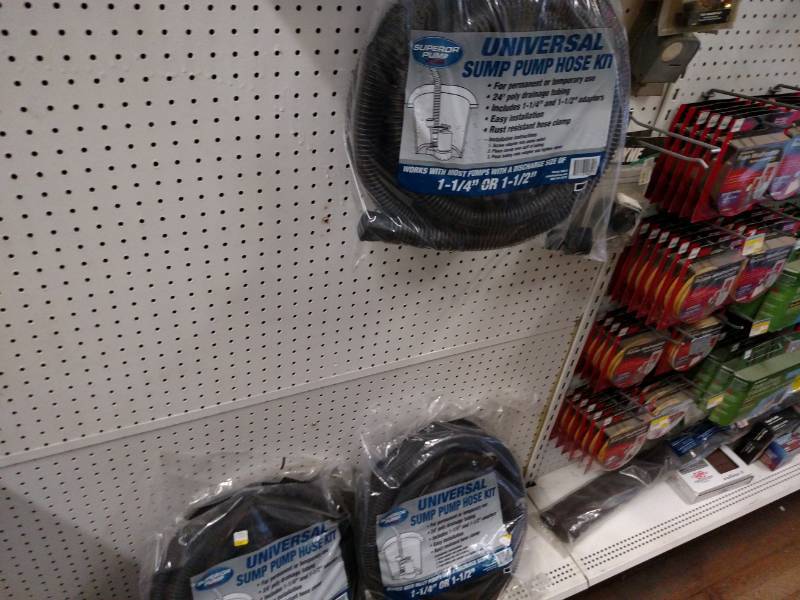 lot 452 image: Asstd Sump Hoses, Window & Door Se...