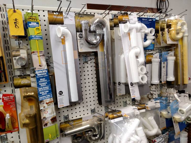lot 460 image: Asstd Water Traps, Fittings, Freez...