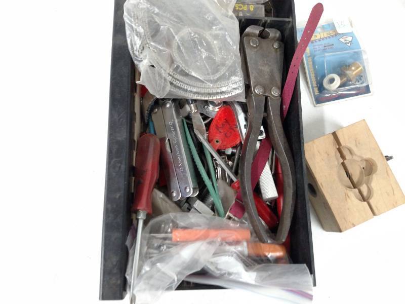 lot 504 image: Asstd Watch Tools...