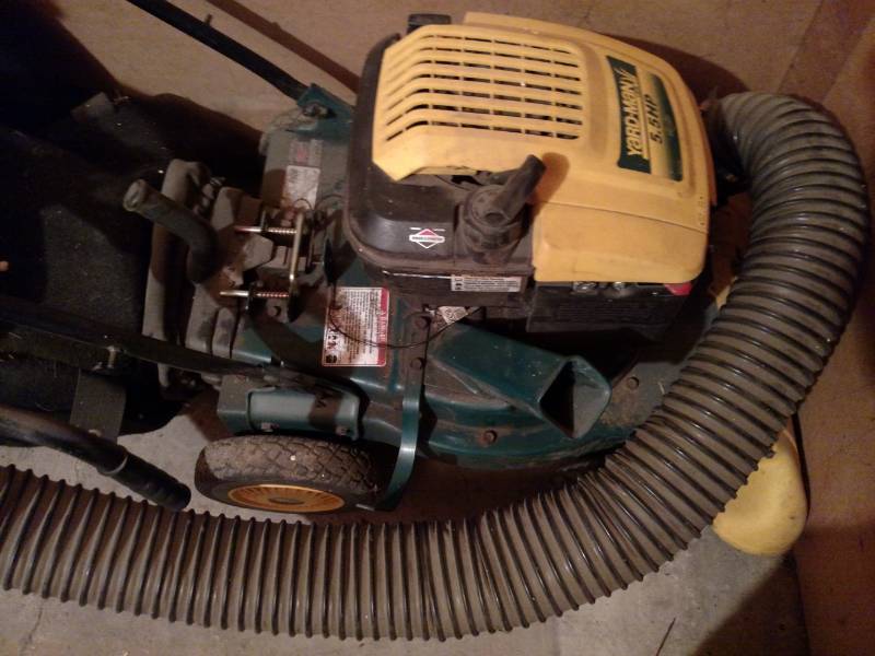 lot 525 image: Yardman 5.5 hp. Yard Vacuum, Works...