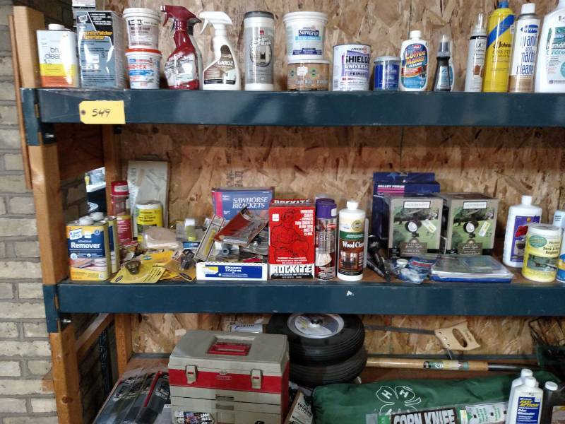 lot 549 image: Contents of Shelf...