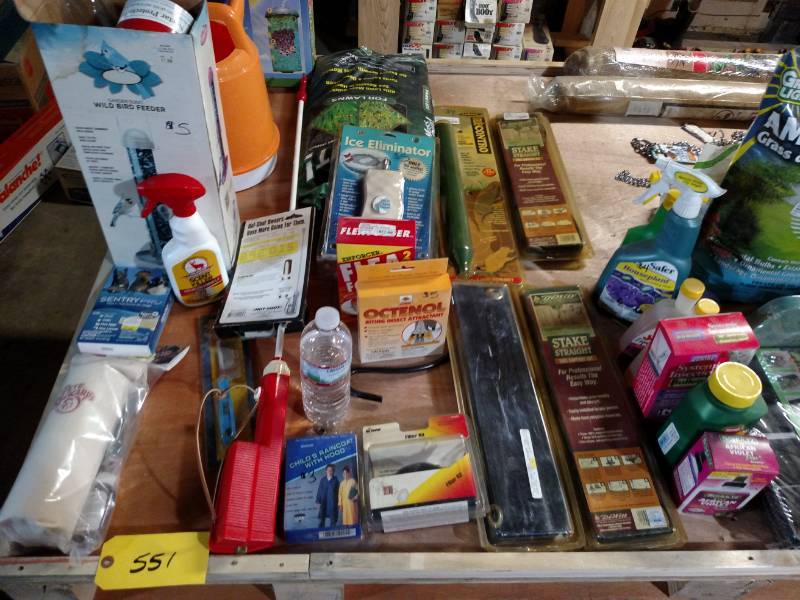 lot 551 image: Contents of Table...