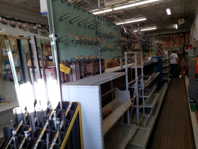 lot 607 image: Humidifier Filters, Bicycle Tires, ...