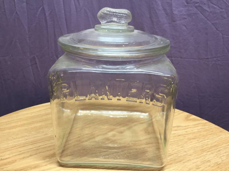 lot 121 image: Vintage Planters Glass Jar