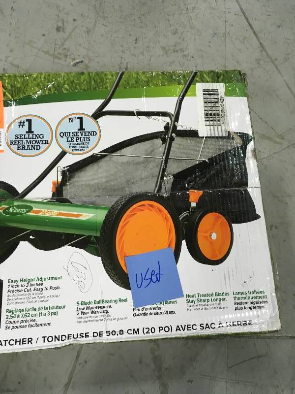 lot 14 image: Scotts Classic (20) 5-Blade Push Reel Mower w Grass Catcher  USED  in good condition
