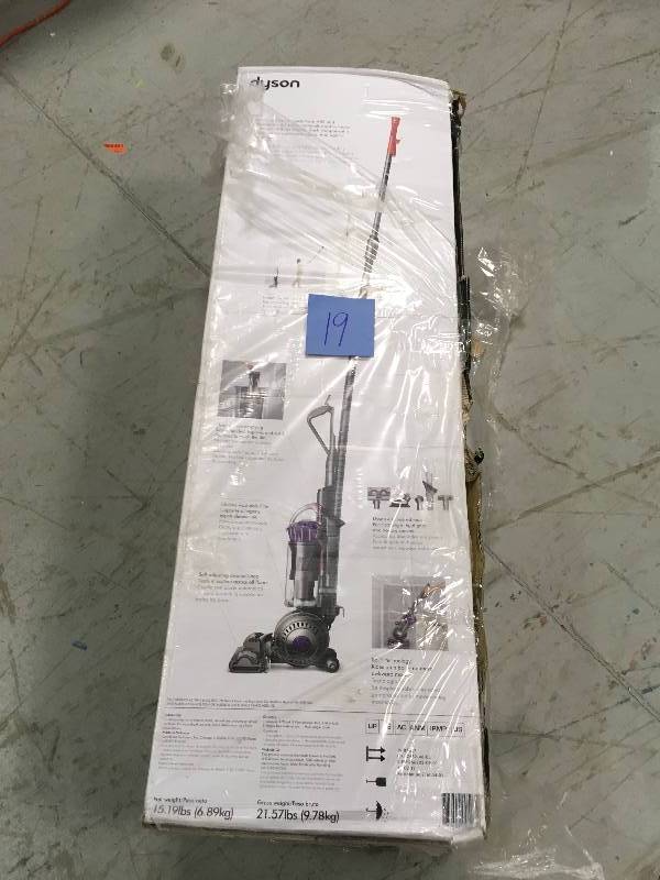 lot 19 image: Slim Ball Animal Upright Vacuum Cleaner  in good condition