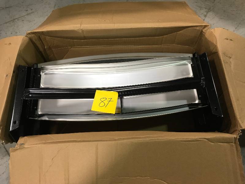 lot 87 image: SMRA-24-20 STROMBERG CARLSON ENTRY STEP DOUBLE STEP in good condition