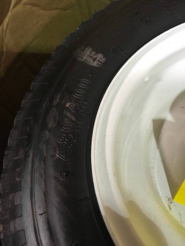lot 95 image: 480400-8 Load Range B Tubless Trailer Tire and Wheel Assembly not used