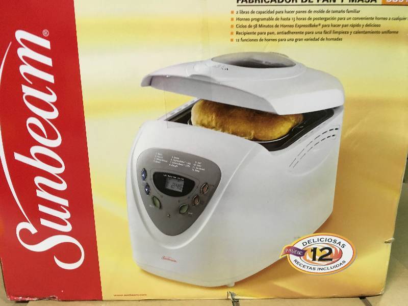 lot 100 image: SUNBEAM 2 lb. Programmable Bread Maker not used