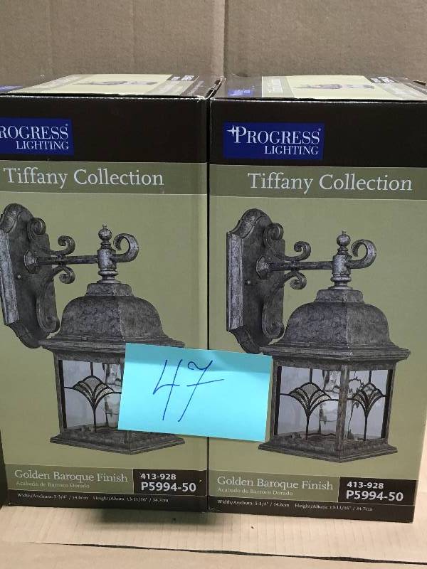 LOT OF 2 Progress Lighting P5994-50 1-Light Wall Bracket with Water Patterned Glass and Faux Tiffany Art Glass Accents, Golden Baroque not used